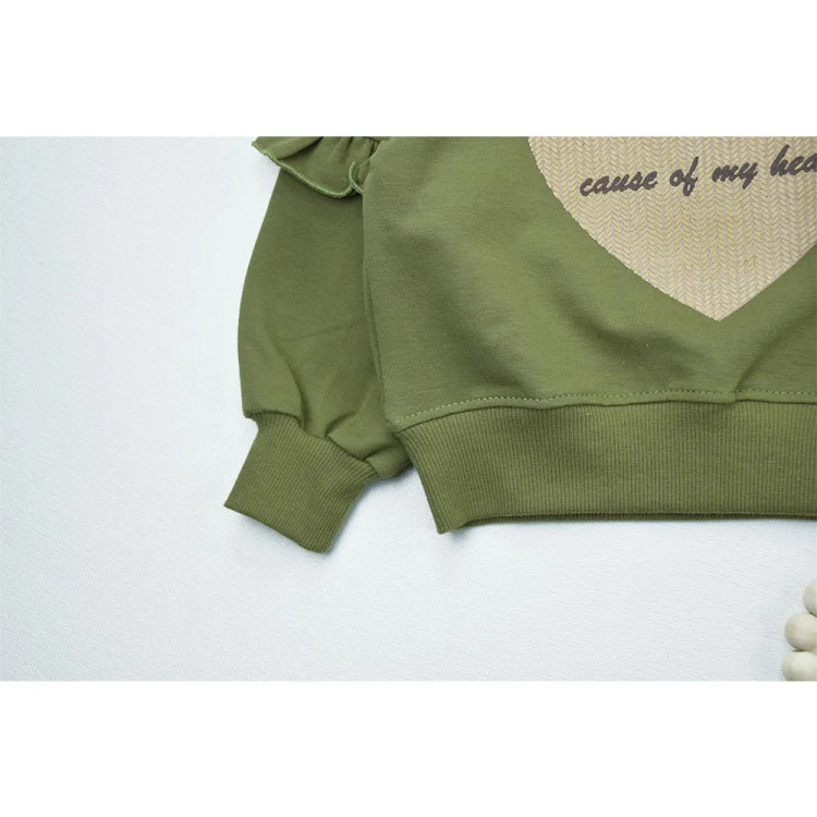 بلوز دخترانه طرح قلب آستین بالک دار جنس پنبه ای
